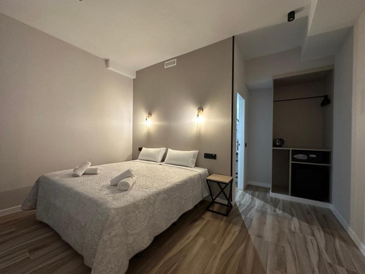 Cc Opera Suites Madrid Bagian luar foto