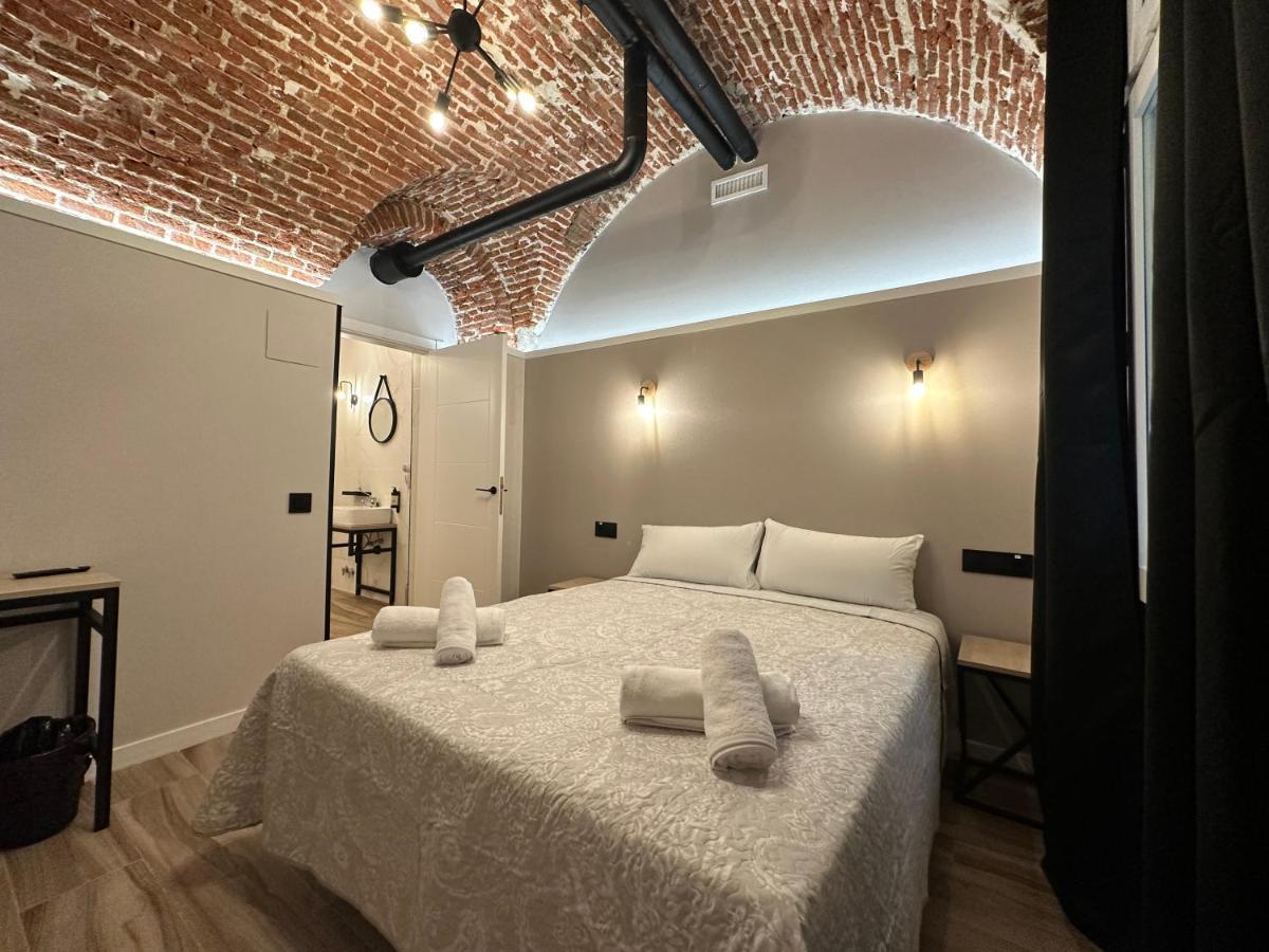 Cc Opera Suites Madrid Bagian luar foto
