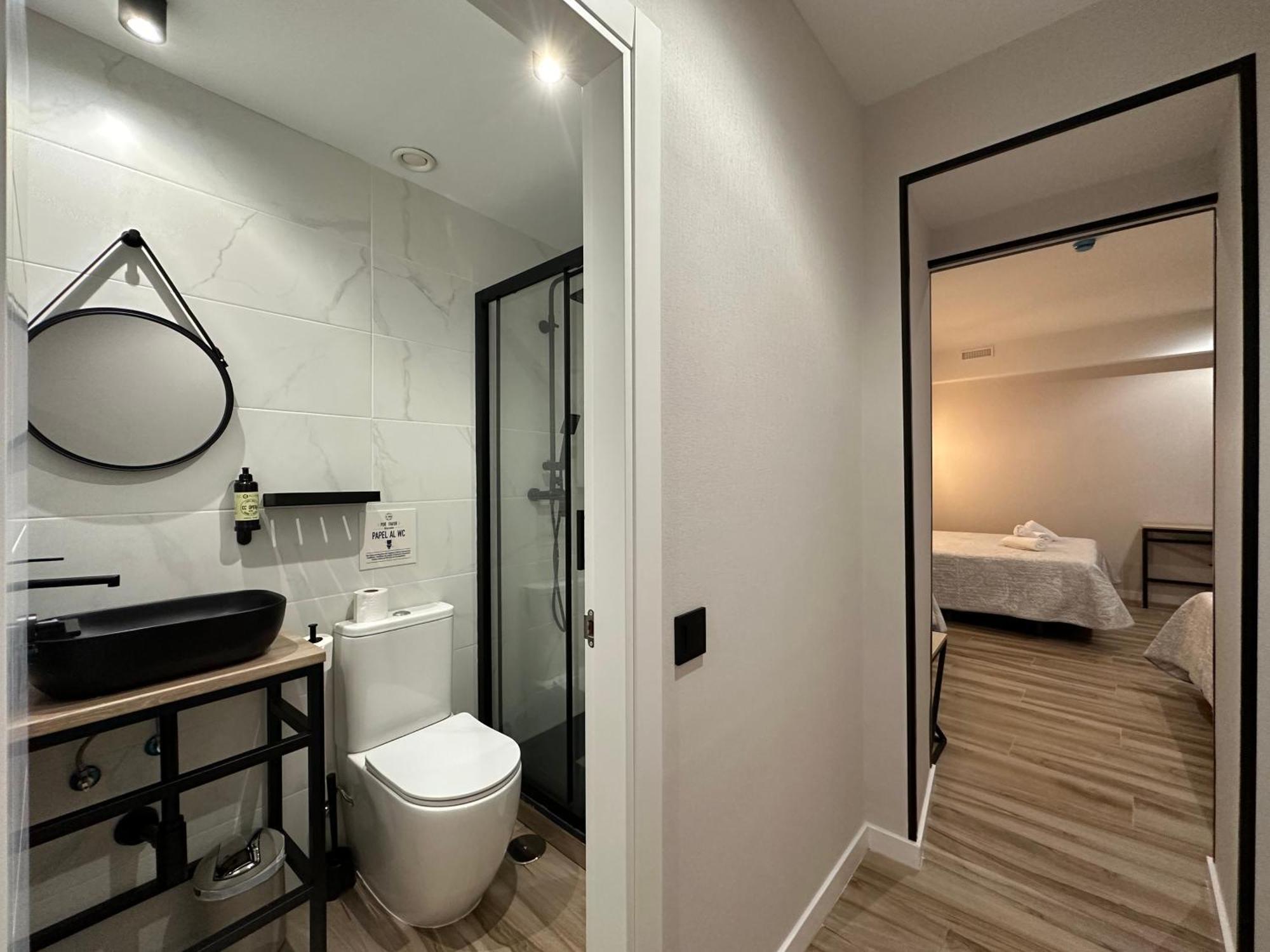 Cc Opera Suites Madrid Bagian luar foto