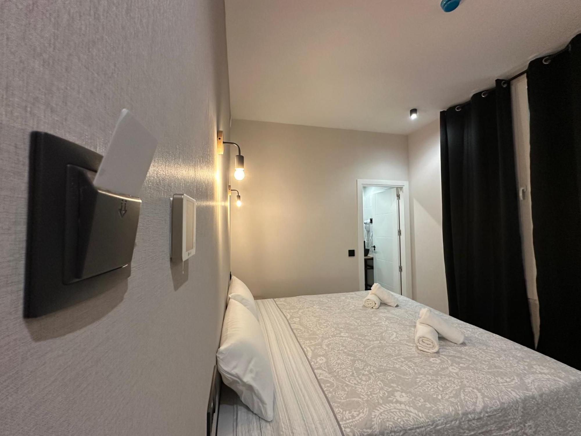Cc Opera Suites Madrid Bagian luar foto